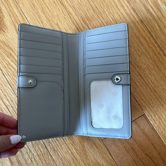 Kate Spade Wallet - Picture 3 of 3